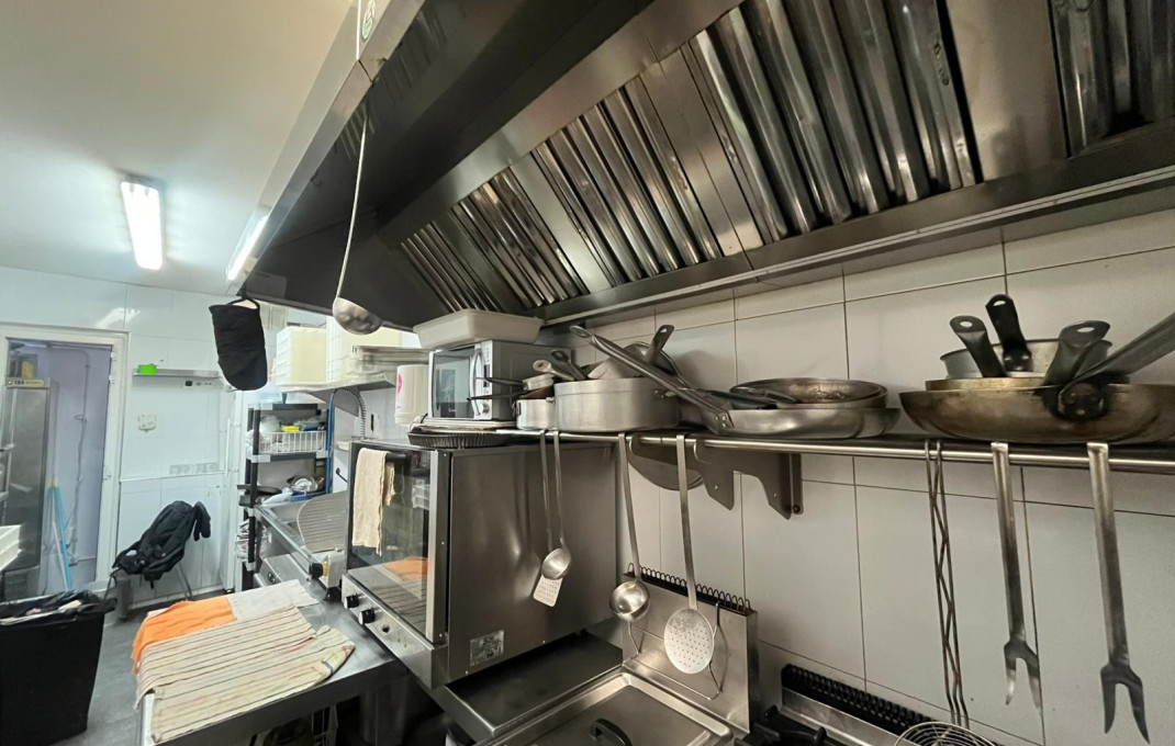 Transfer - Restaurant -
Barcelona - Sarria-Sant Gervasi