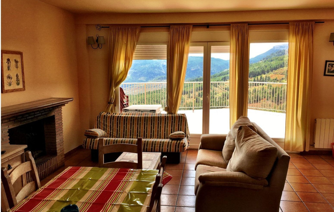 Sale - Complejos turísticos -
Albacete - Bogarra