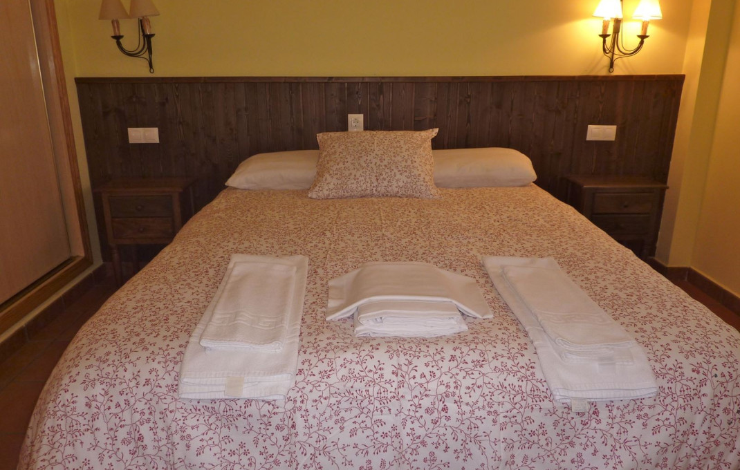 Sale - Complejos turísticos -
Albacete - Bogarra