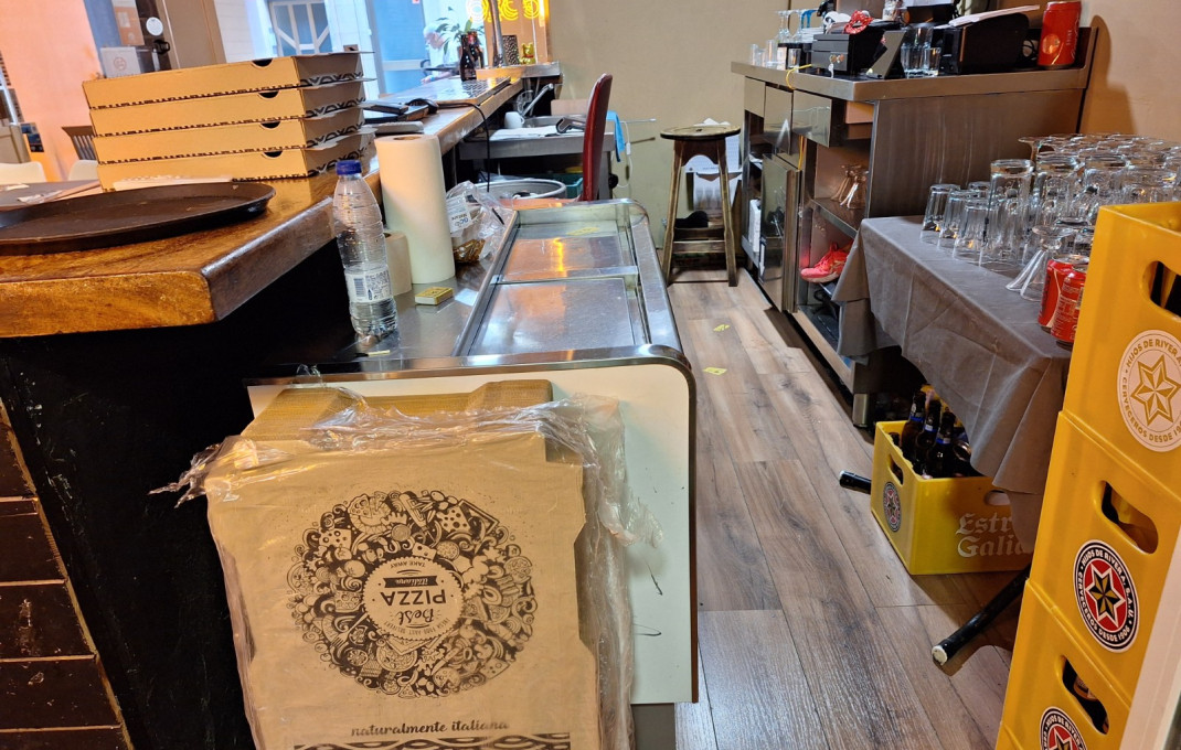 Traspaso - Restaurante -
Barcelona - Sants