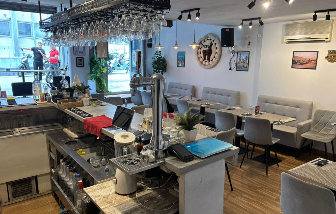 Traspaso - Restaurante -
Barcelona - Ciutat Vella