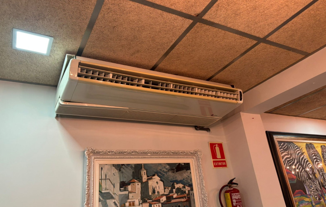 Traspaso - Restaurante -
Barcelona - Sant Martí