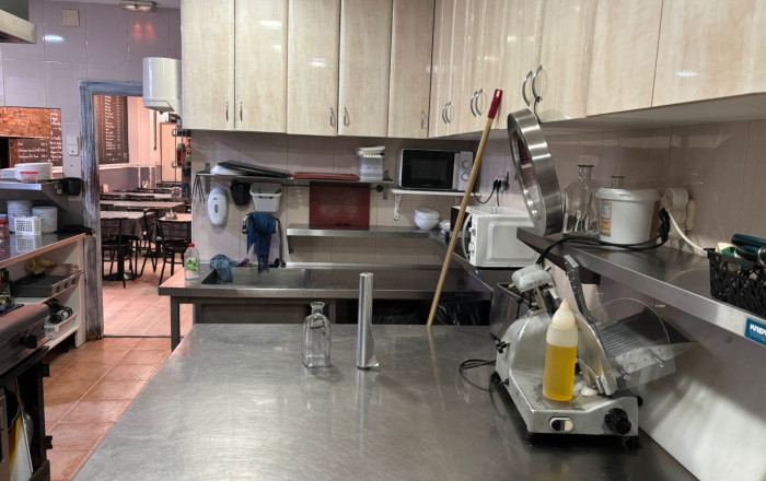 Traspaso - Restaurante -
Barcelona - Sant Martí