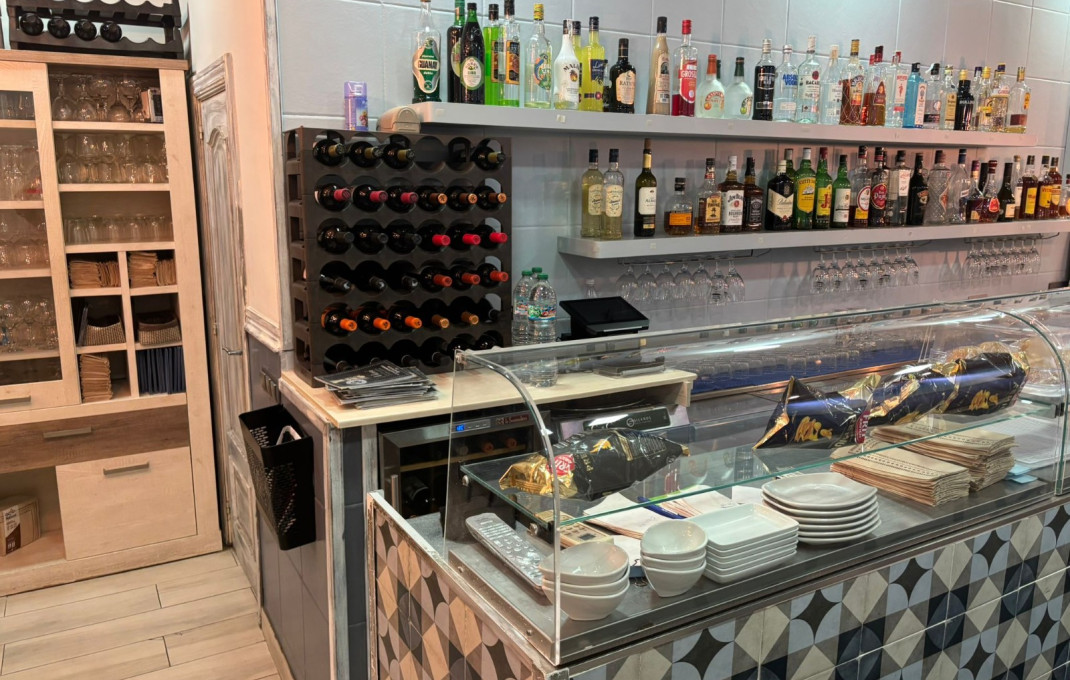 Traspaso - Restaurante -
Barcelona - Sant Martí