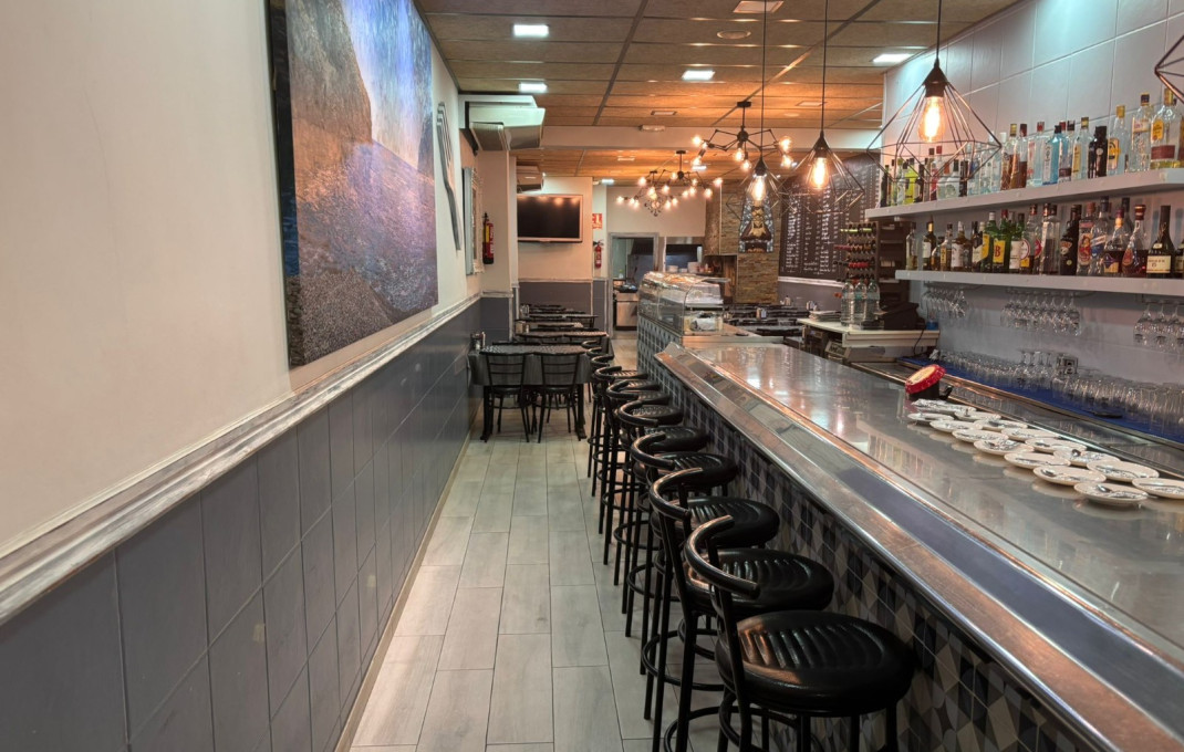 Traspaso - Restaurante -
Barcelona - Sant Martí