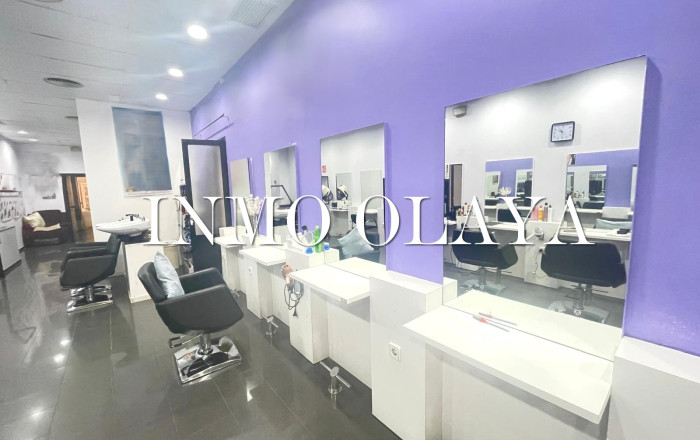 Transfer - Peluquerias y Estetica -
Barcelona - Sagrada familia
