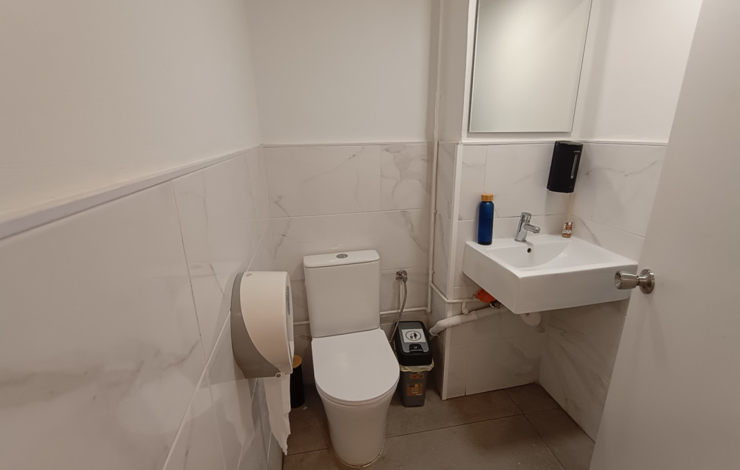 Transfer - Bar Restaurante -
Barcelona - Eixample Izquierdo