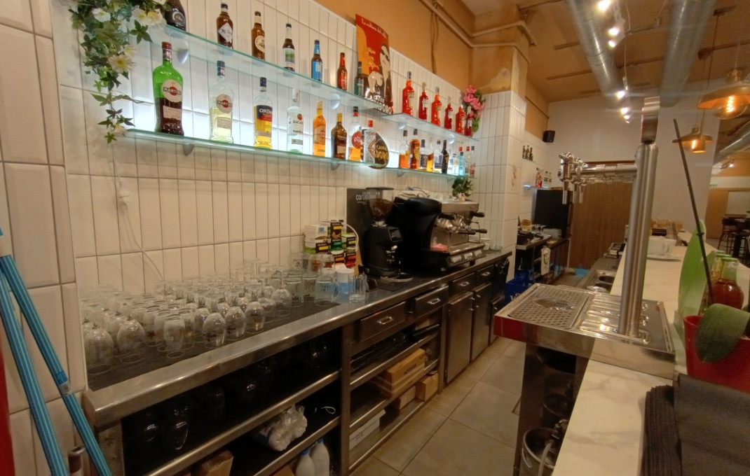 Transfer - Bar Restaurante -
Barcelona - Eixample Izquierdo