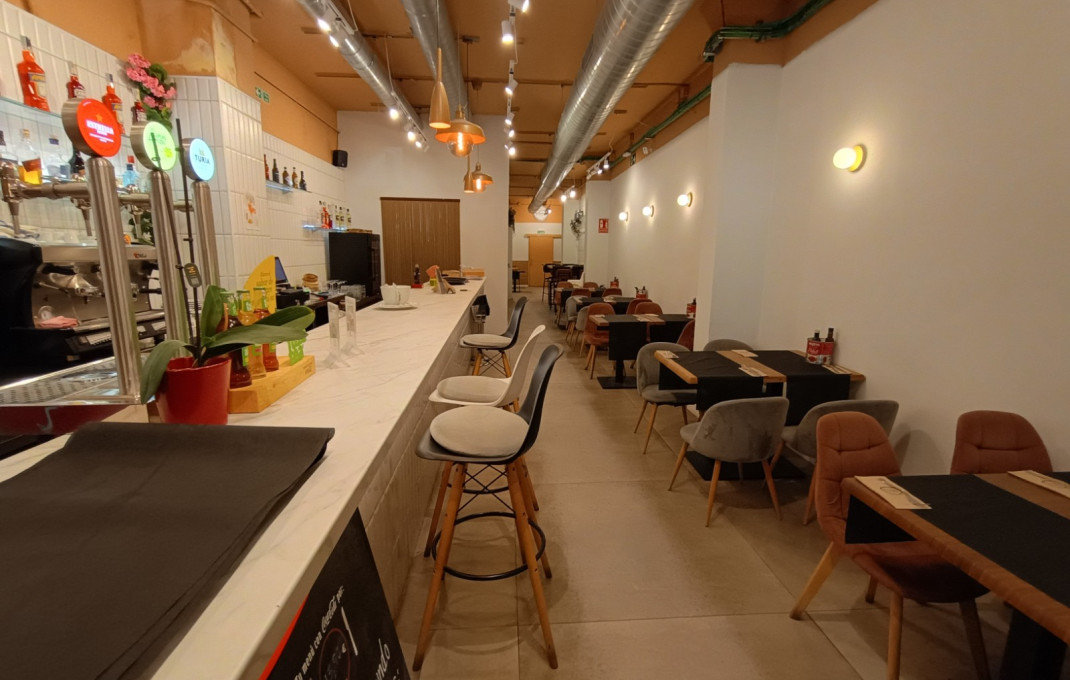 Transfer - Bar Restaurante -
Barcelona - Eixample Izquierdo