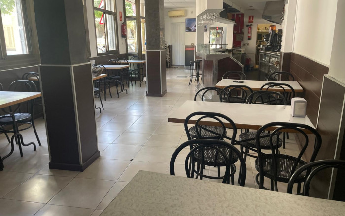 Alquiler - Bar Restaurante -
Barberá del Vallés