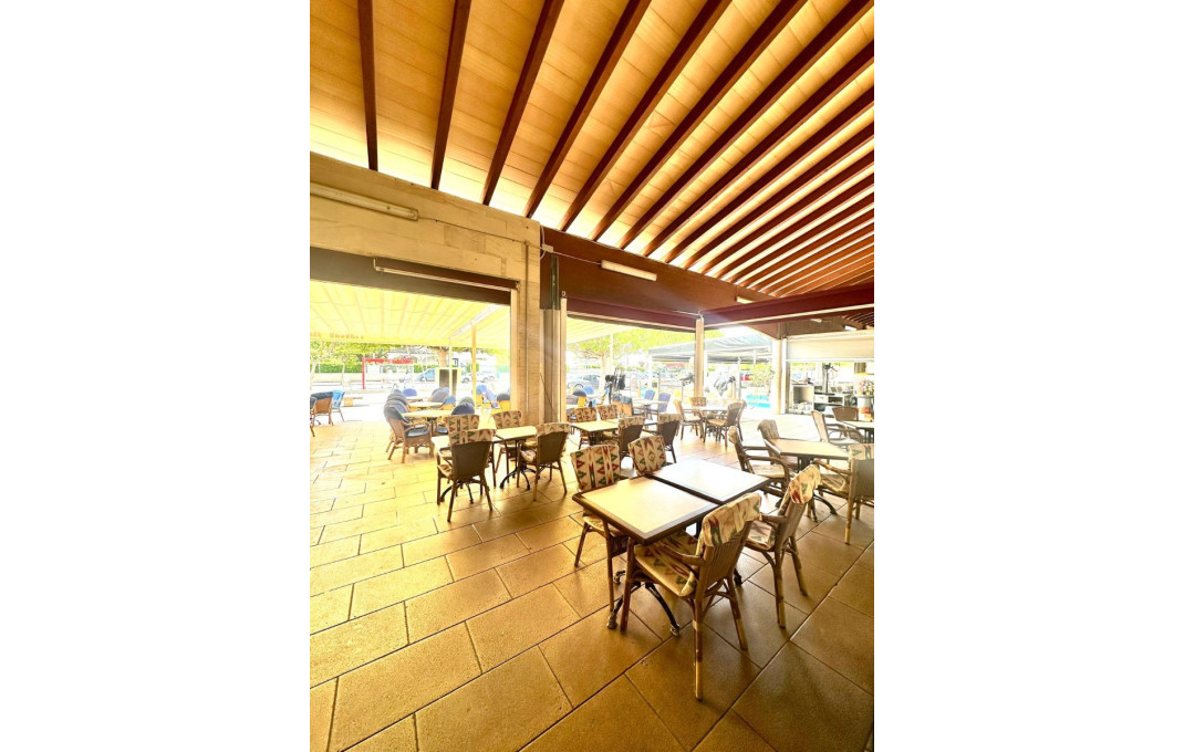 Traspaso - Bar Restaurante -
Alcudia - Puerto Alcudia