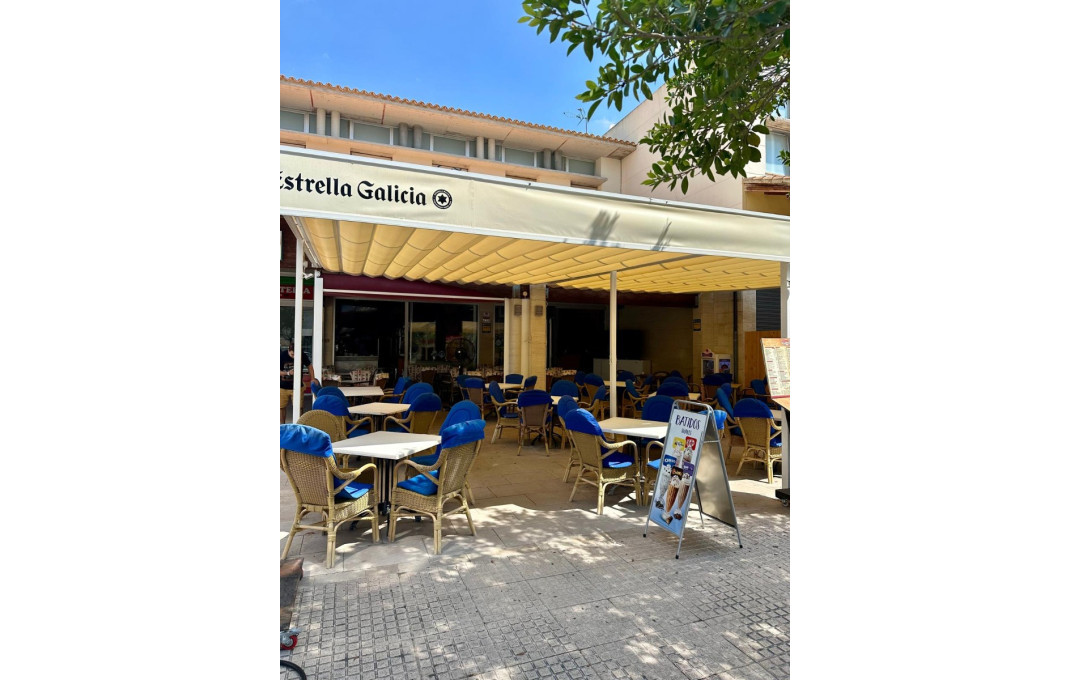 Traspaso - Bar Restaurante -
Alcudia - Puerto Alcudia