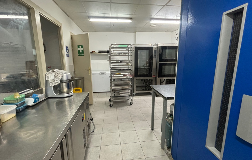 Traspaso - Restaurante -
Barcelona - Eixample Derecho