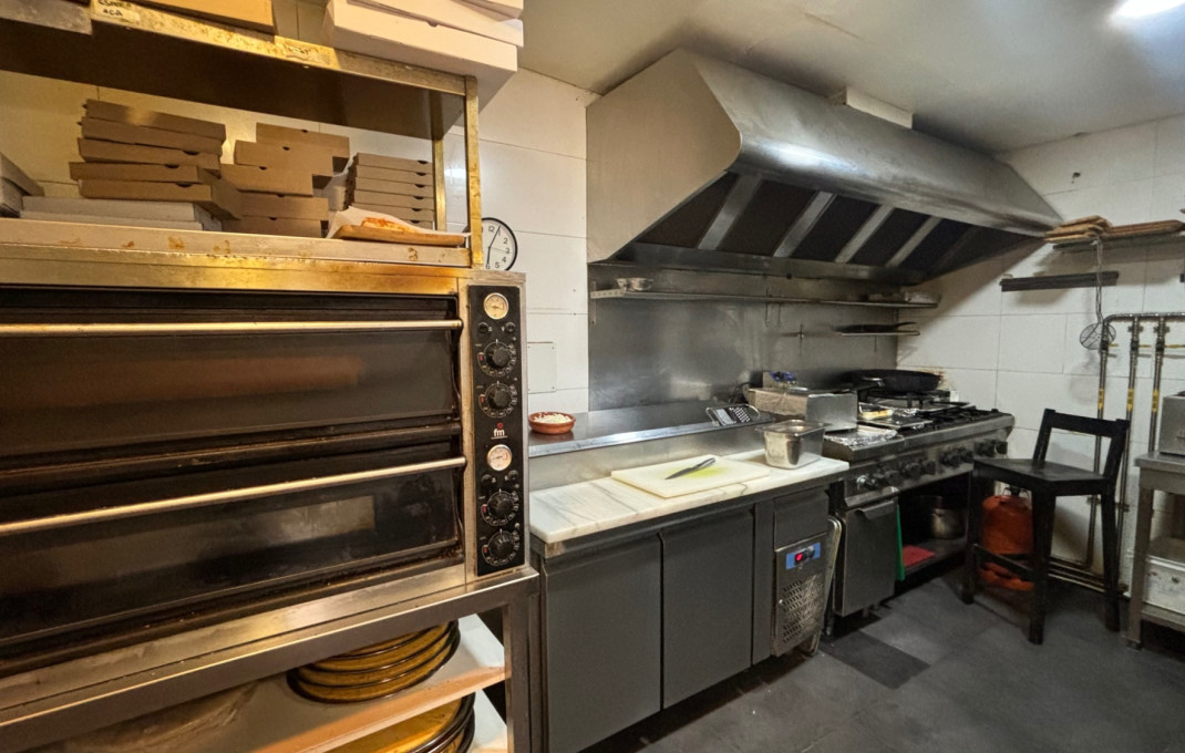 Traspaso - Restaurante -
Barcelona - Eixample