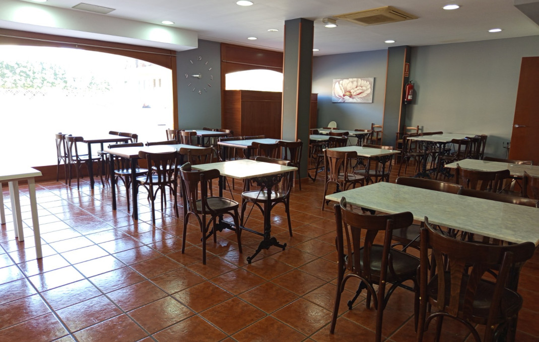 Transfer - Local comercial -
Tarragona - Torredembarra