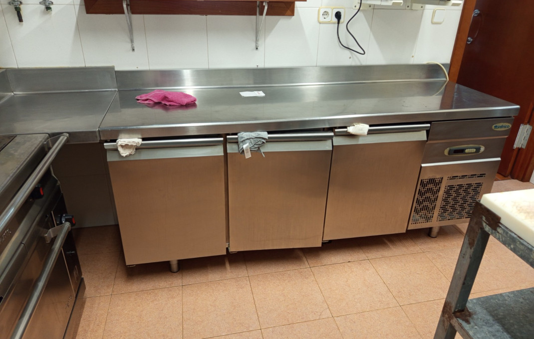 Transfer - Local comercial -
Tarragona - Torredembarra