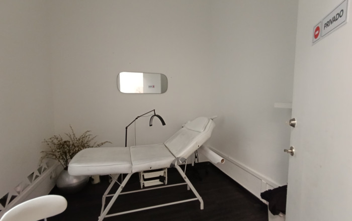 Traspaso - Peluquerias y Estetica -
Barcelona - Eixample