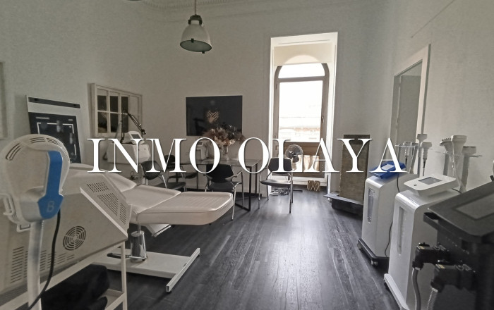 Traspaso - Peluquerias y Estetica -
Barcelona - Eixample