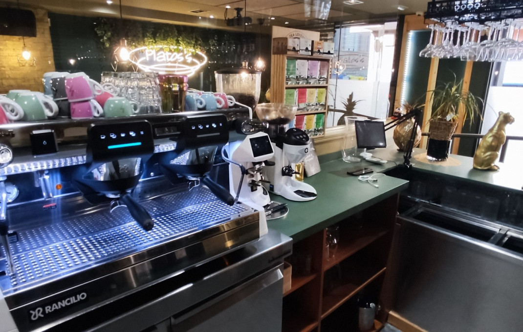 Traspaso - Restaurante -
Terrassa