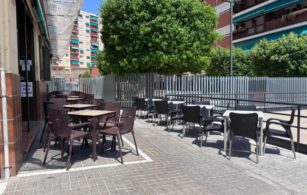 Venta - Bar Restaurante -
Sabadell