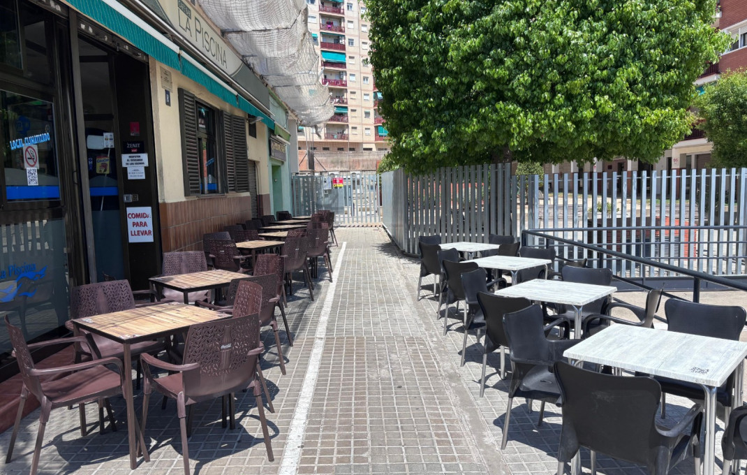 Venta - Bar Restaurante -
Sabadell