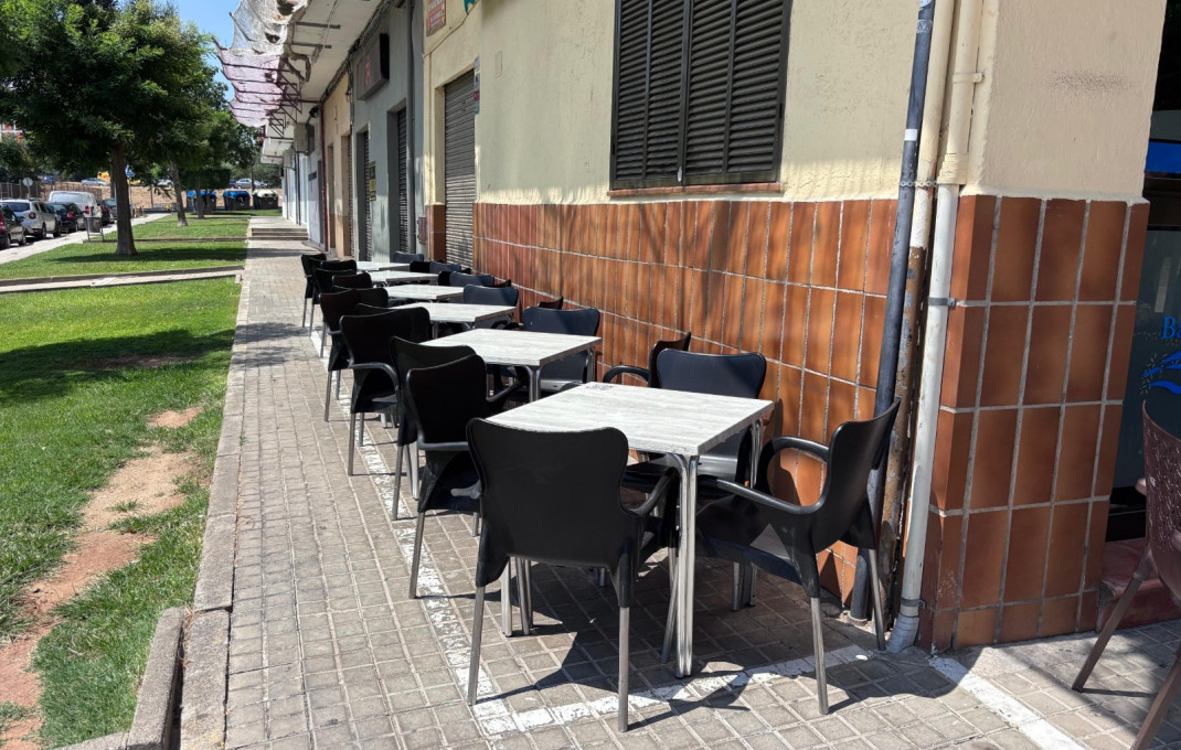 Venta - Bar Restaurante -
Sabadell