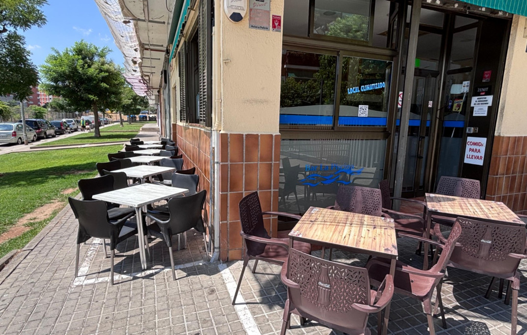 Venta - Bar Restaurante -
Sabadell