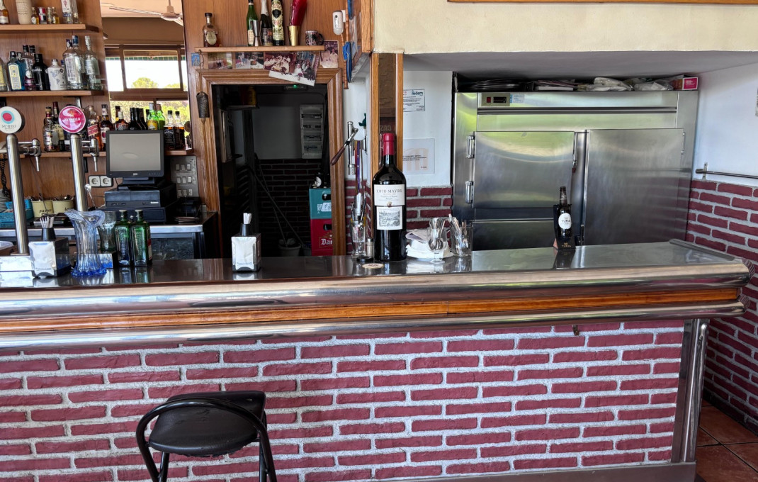 Venta - Bar Restaurante -
Sabadell