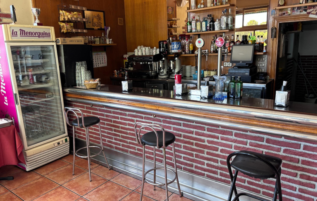 Venta - Bar Restaurante -
Sabadell