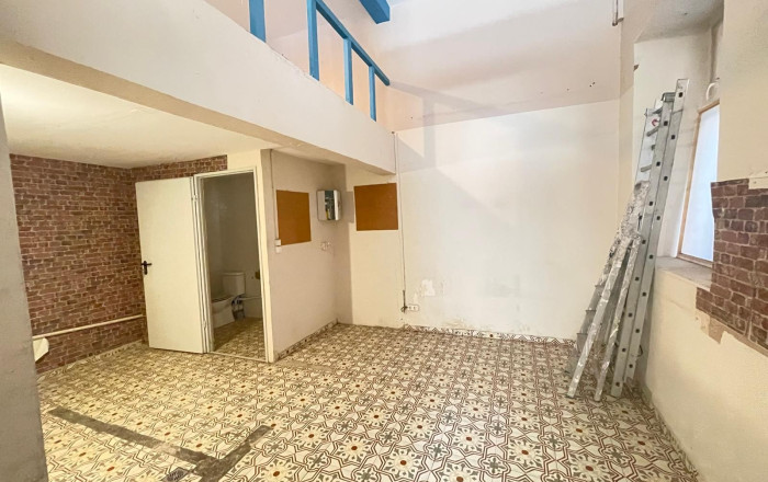 Venta - Local comercial -
Barcelona - Gràcia