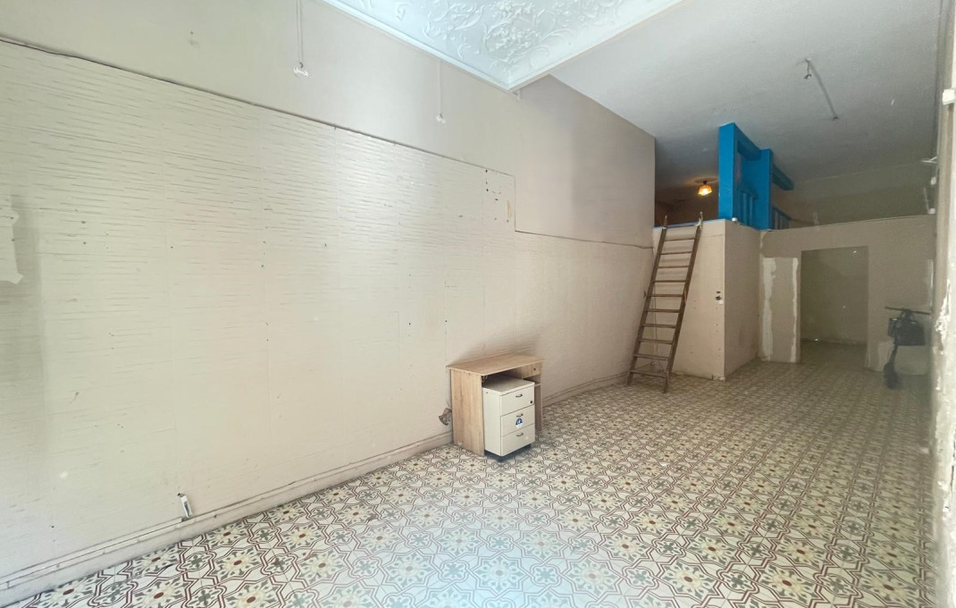Venta - Local comercial -
Barcelona - Gràcia