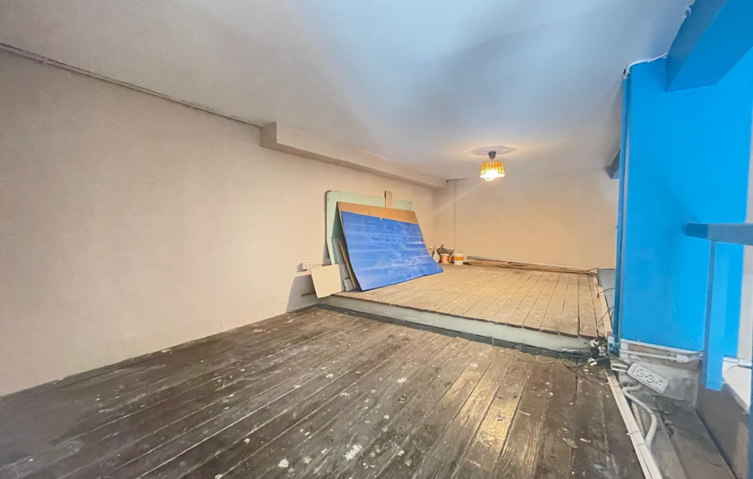 Venta - Local comercial -
Barcelona - Gràcia