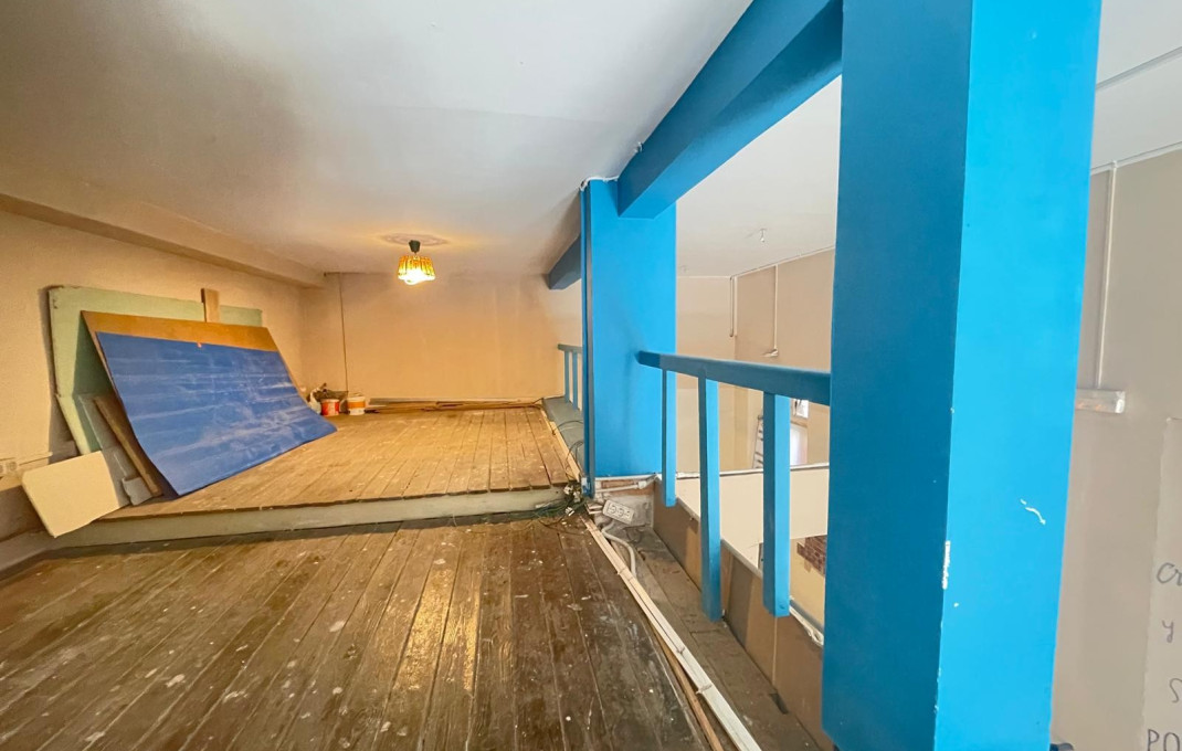 Venta - Local comercial -
Barcelona - Gràcia