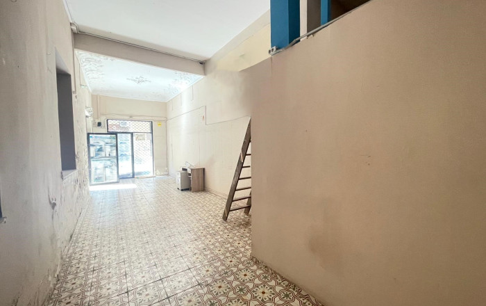 Venta - Local comercial -
Barcelona - Gràcia