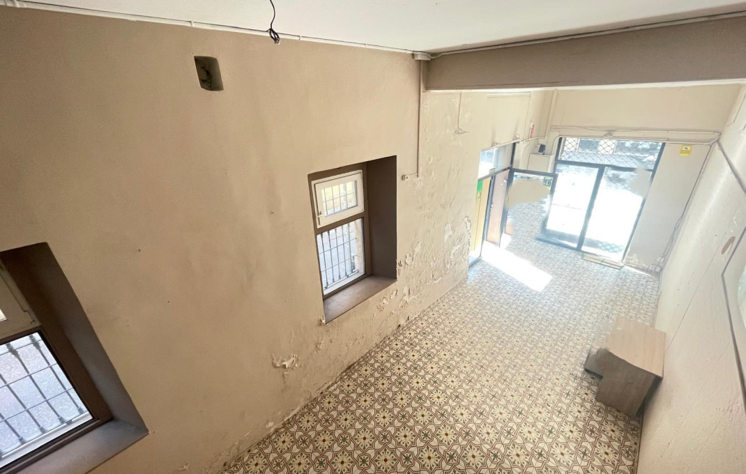 Venta - Local comercial -
Barcelona - Gràcia