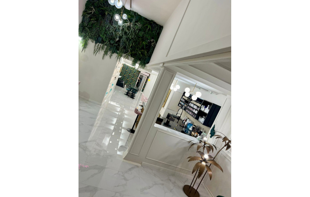 Transfer - Peluquerias y Estetica -
Barcelona - Eixample