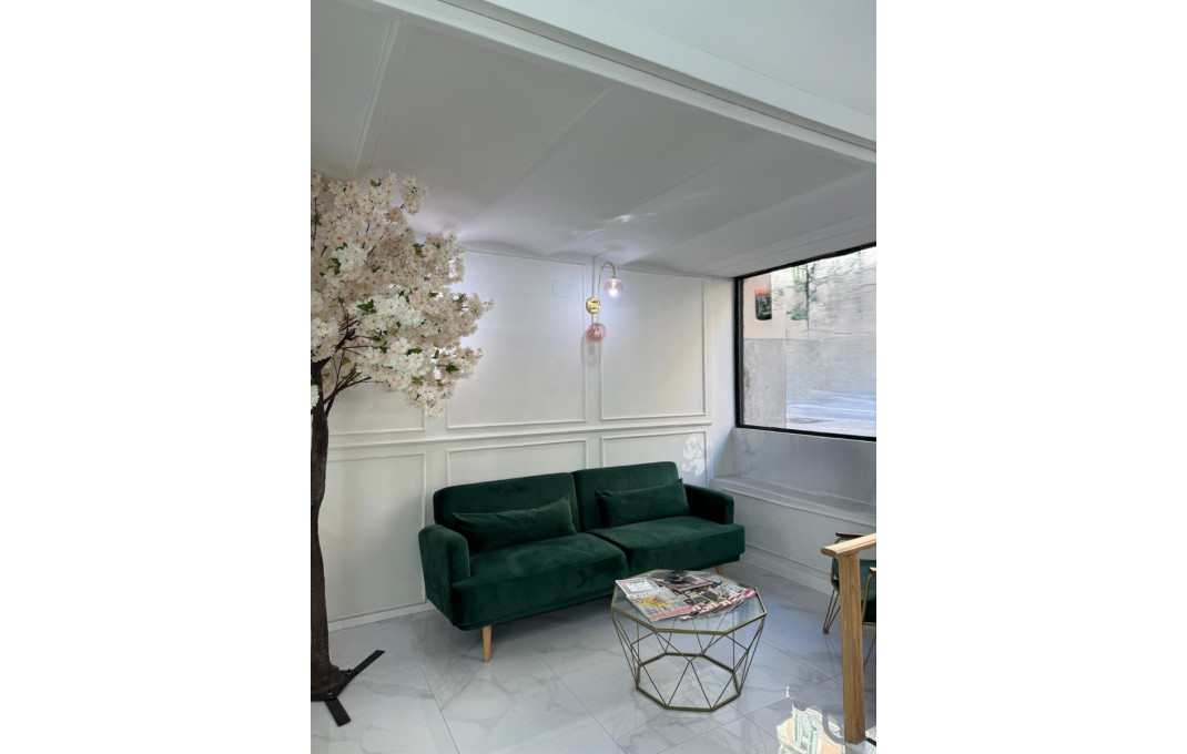 Transfer - Peluquerias y Estetica -
Barcelona - Eixample