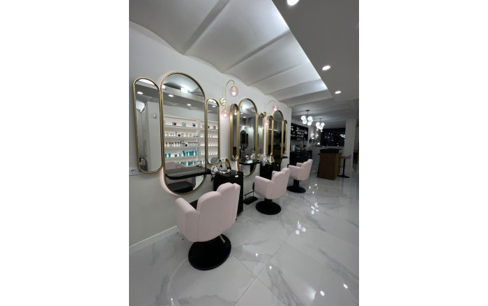 Transfer - Peluquerias y Estetica -
Barcelona - Eixample