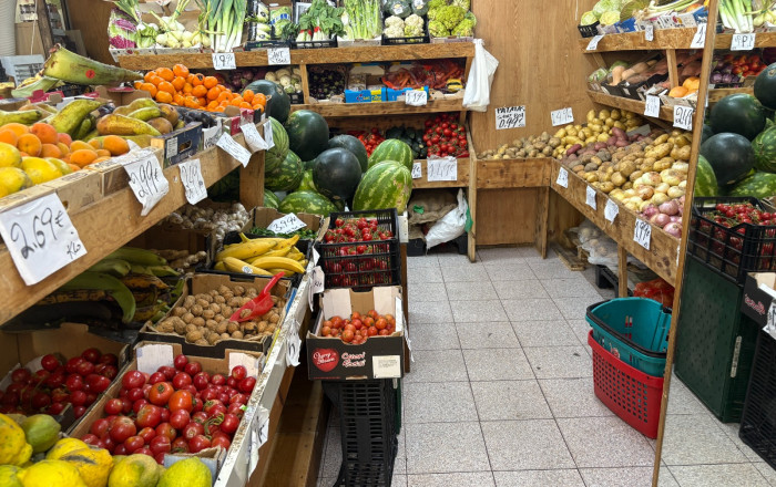 Traspaso - Frutería -
Sant Boi de Llobregat
