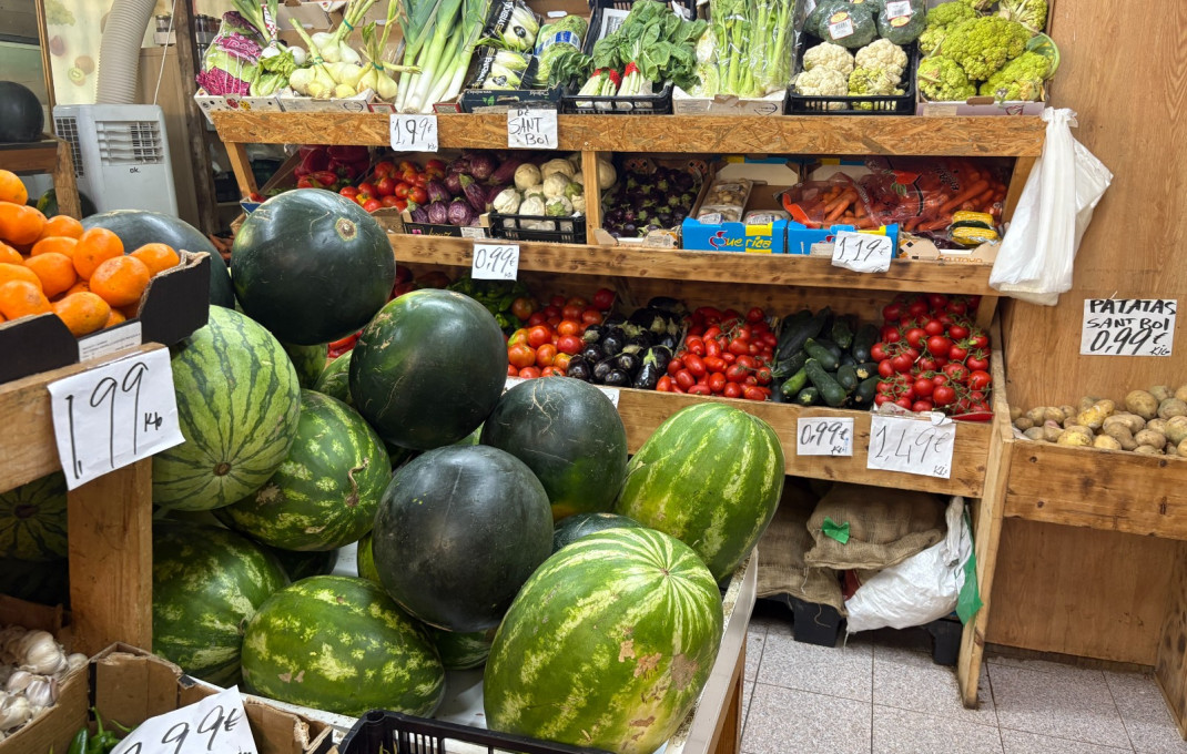Traspaso - Frutería -
Sant Boi de Llobregat