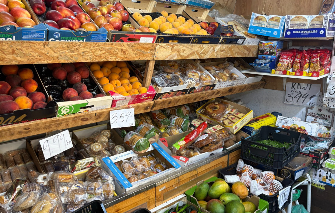 Traspaso - Frutería -
Sant Boi de Llobregat