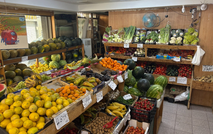 Traspaso - Frutería -
Sant Boi de Llobregat