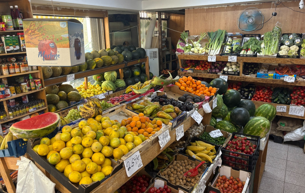 Traspaso - Frutería -
Sant Boi de Llobregat
