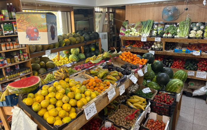 Traspaso - Frutería -
Sant Boi de Llobregat