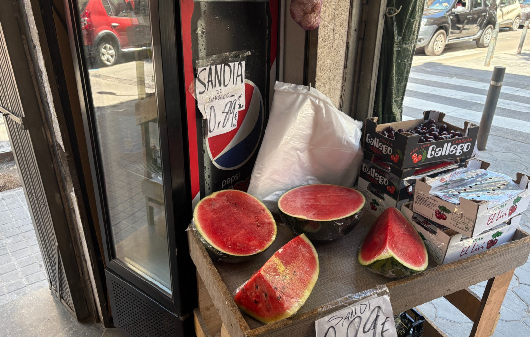 Traspaso - Frutería -
Sant Boi de Llobregat