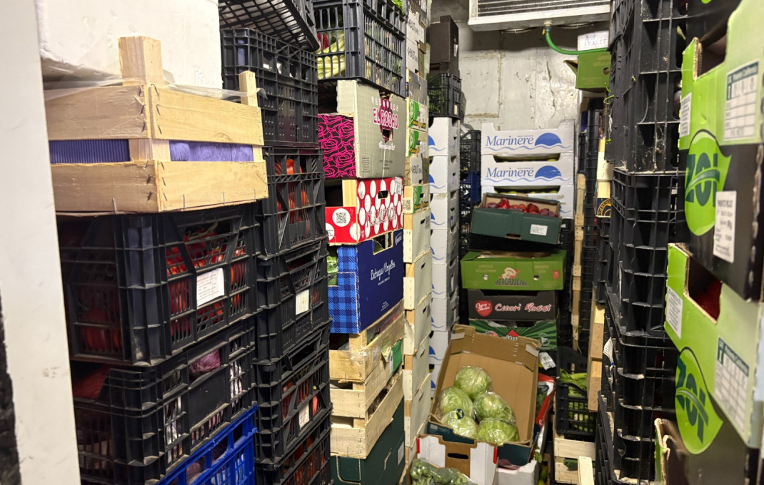 Traspaso - Frutería -
Sant Boi de Llobregat