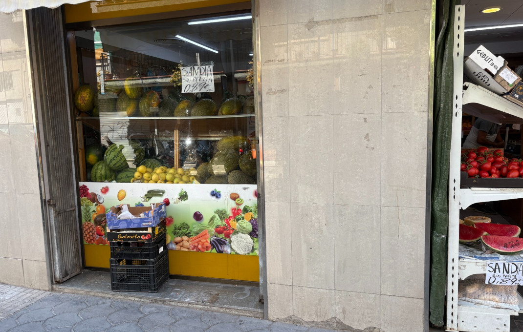 Traspaso - Frutería -
Sant Boi de Llobregat