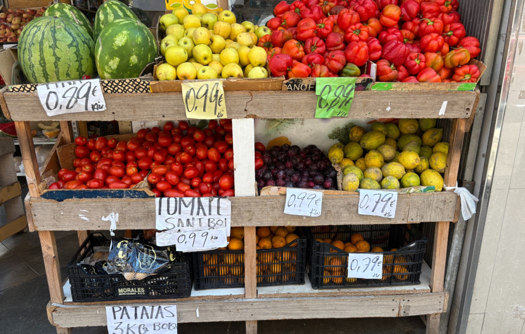Traspaso - Frutería -
Sant Boi de Llobregat