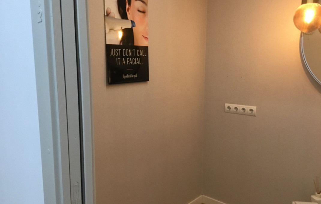 Traspaso - Clinica -
Barcelona - Eixample