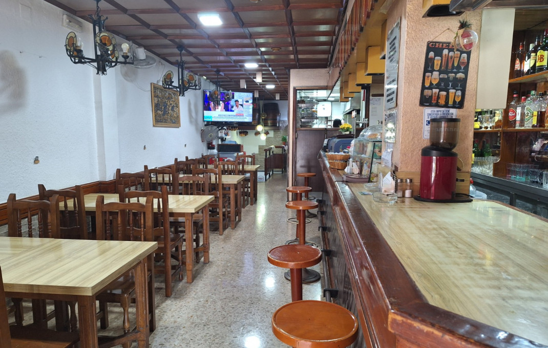 Traspaso - Bar Restaurante -
Barcelona - Les corts